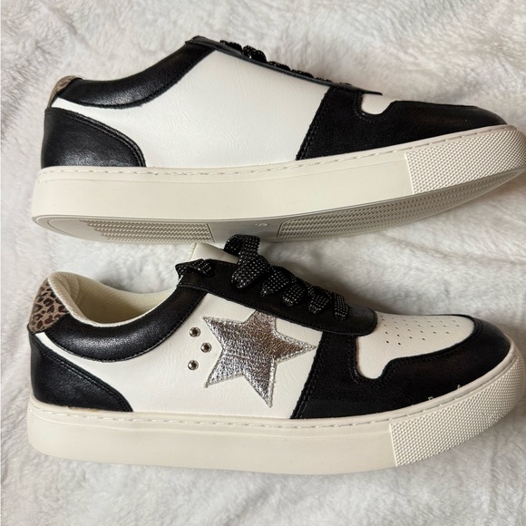 Corkys Constellation Sneaker, Black Leopard - Picture 5 of 9